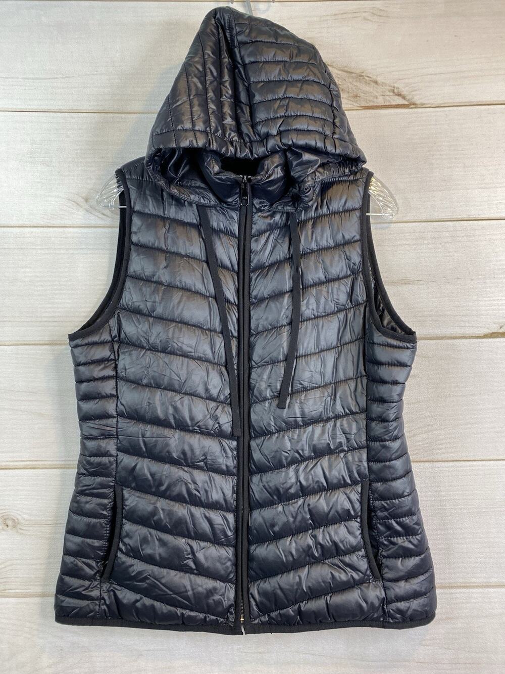 Old Navy Active Vest Womens M Black Hooded Full Zip Pockets Quilted Lightweight